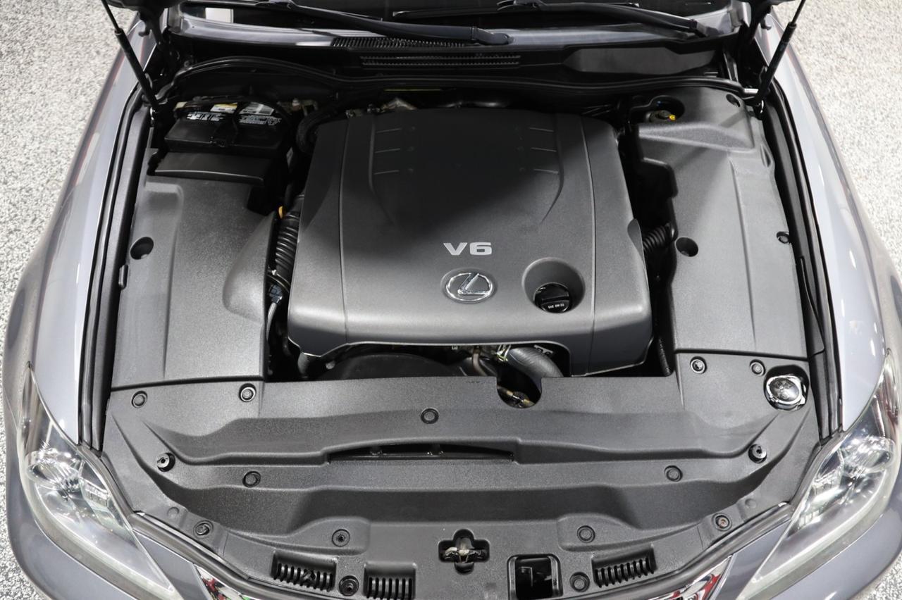 2015 Lexus IS 250C w/Navigation 2dr Convertible Skokie IL