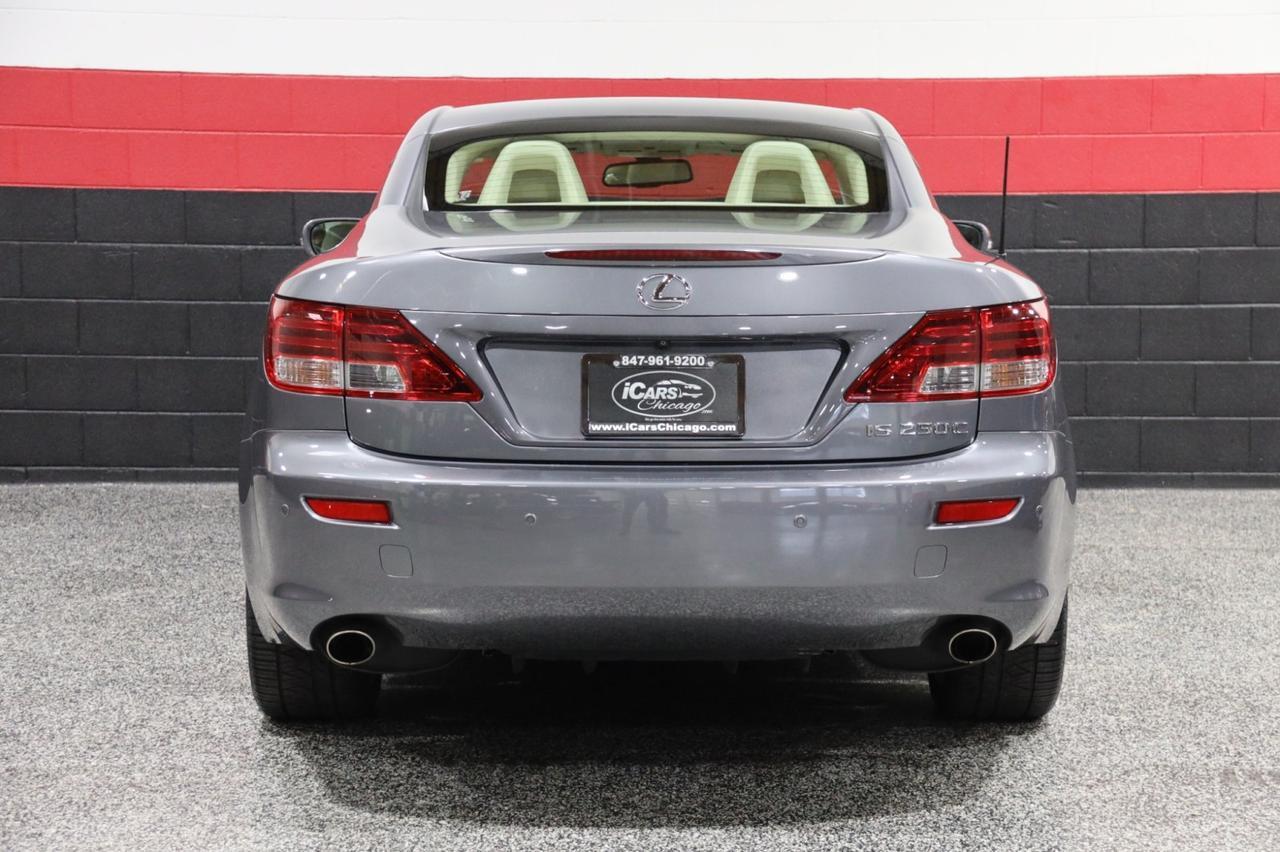 2015 Lexus IS 250C w/Navigation 2dr Convertible Skokie IL