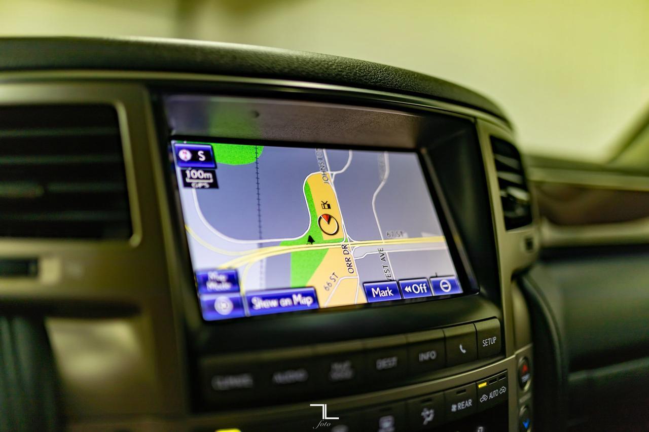 2015 Lexus LX 570 AWD Luxury Leather Roof Nav BCam DVD Red Deer AB