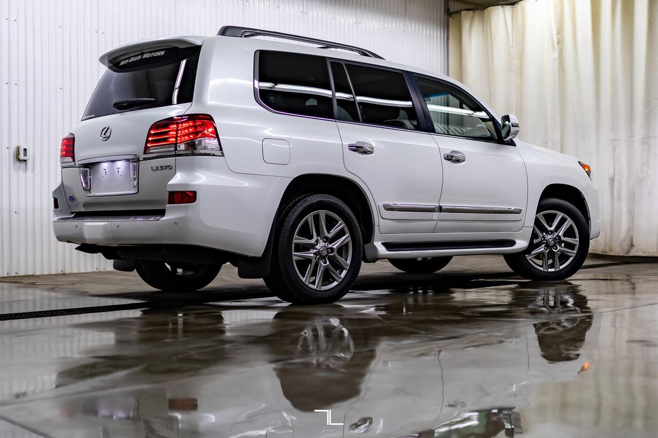 2015 Lexus LX 570 AWD Luxury Leather Roof Nav BCam DVD Red Deer AB