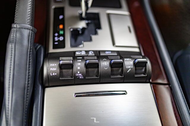 2015 Lexus LX 570 AWD Luxury Leather Roof Nav BCam DVD Red Deer AB