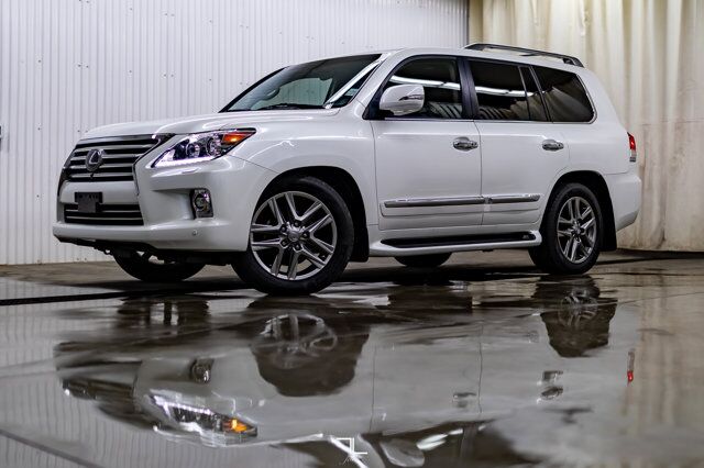 2015 Lexus LX 570 AWD Luxury Leather Roof Nav BCam DVD Red Deer AB