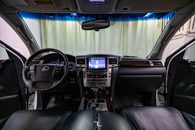 2015 Lexus LX 570 AWD Luxury Leather Roof Nav BCam DVD Red Deer AB