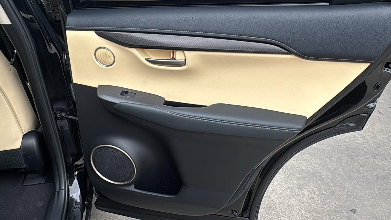 2015 Lexus NX 200t LUXU  Selma TX