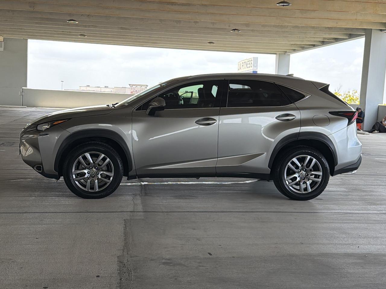 2015 Lexus NX 200t LUXU
