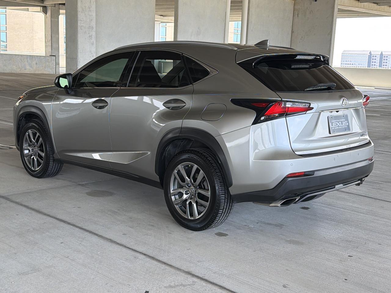 2015 Lexus NX 200t LUXU