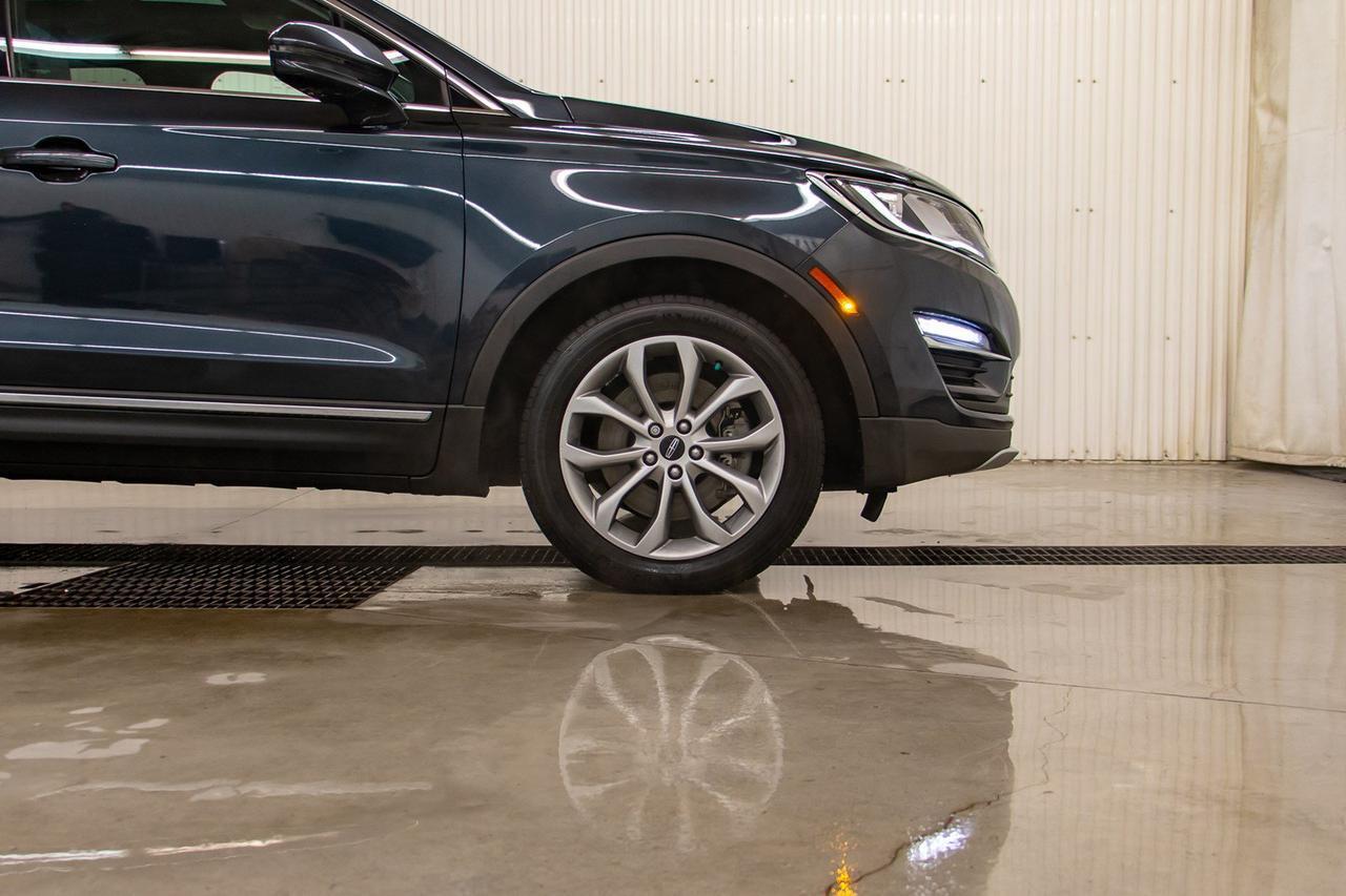 2015 Lincoln MKC AWD Luxury Edition Leather Roof Nav Red Deer AB