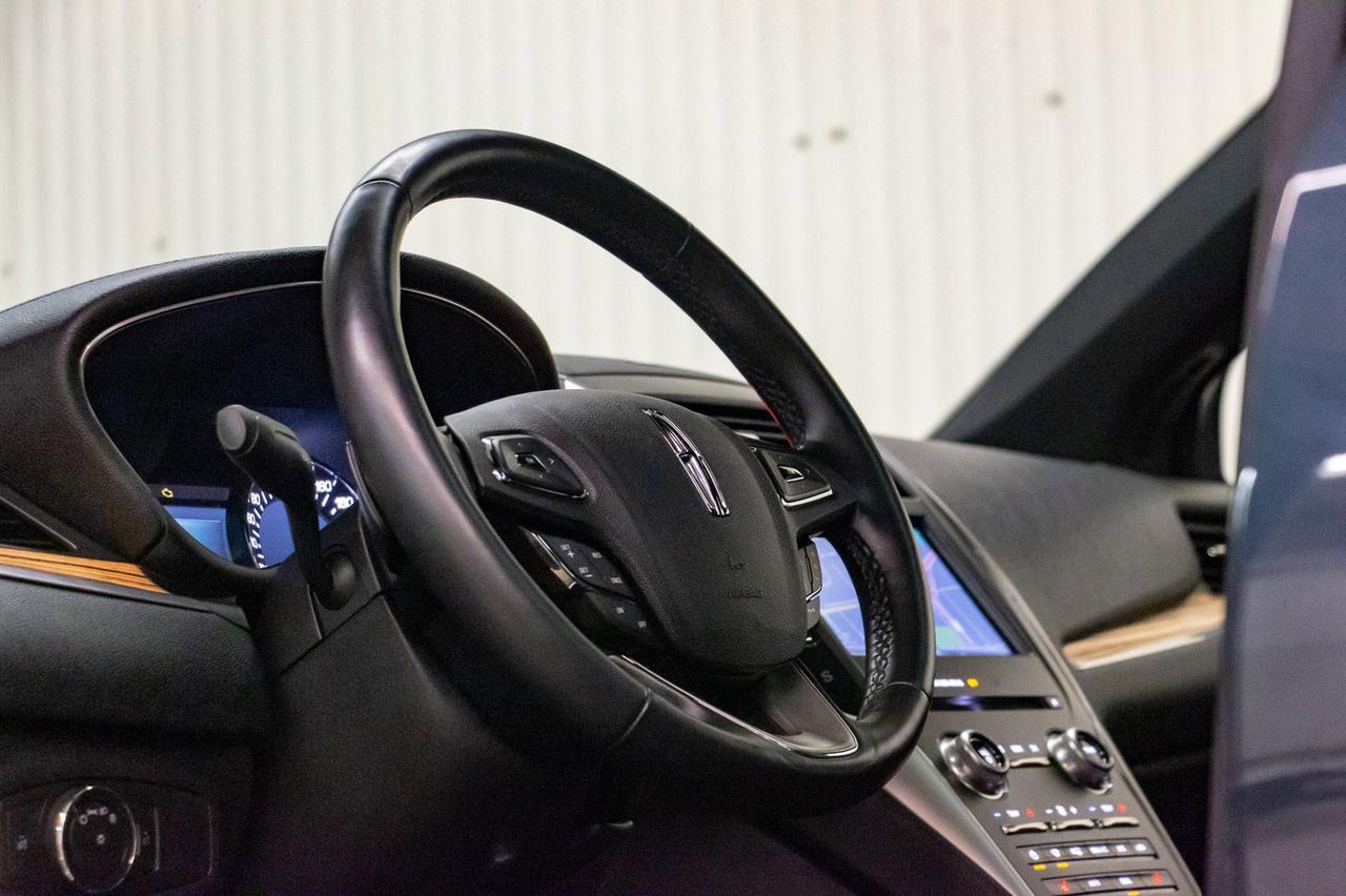 2015 Lincoln MKC AWD Luxury Edition Leather Roof Nav Red Deer AB