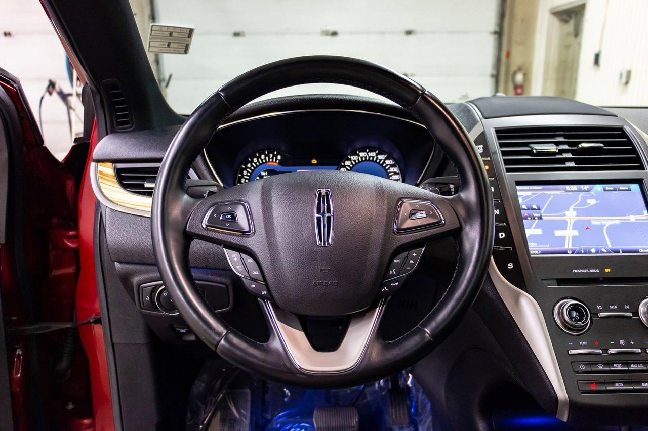 2015 Lincoln MKC AWD Luxury Edition Leather Roof Nav Red Deer AB