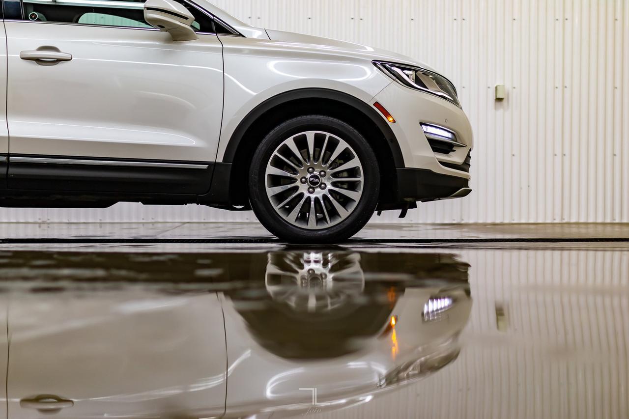 2015 Lincoln MKC AWD Luxury Edition Leather Roof Nav Red Deer AB