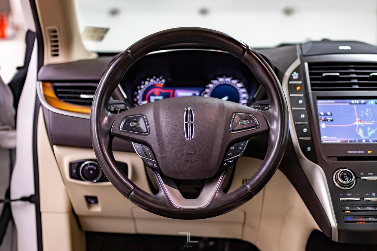 2015 Lincoln MKC AWD Luxury Edition Leather Roof Nav Red Deer AB