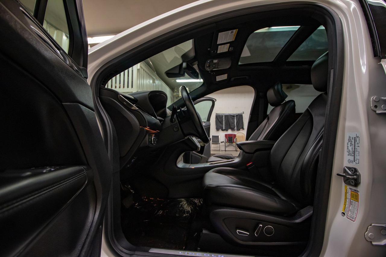 2015 Lincoln MKC AWD Luxury Edition Leather Roof Nav Red Deer AB