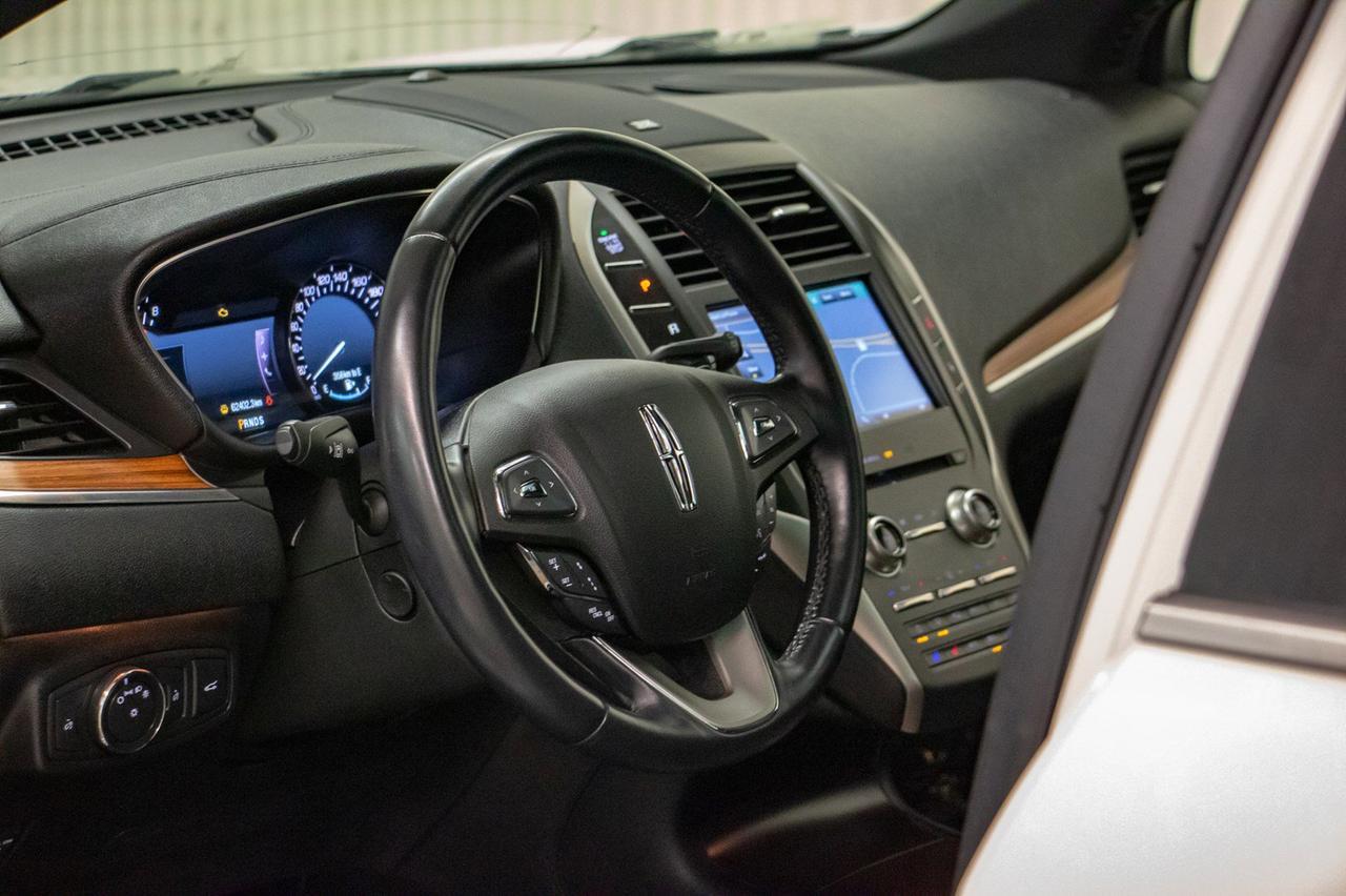 2015 Lincoln MKC AWD Luxury Edition Leather Roof Nav Red Deer AB