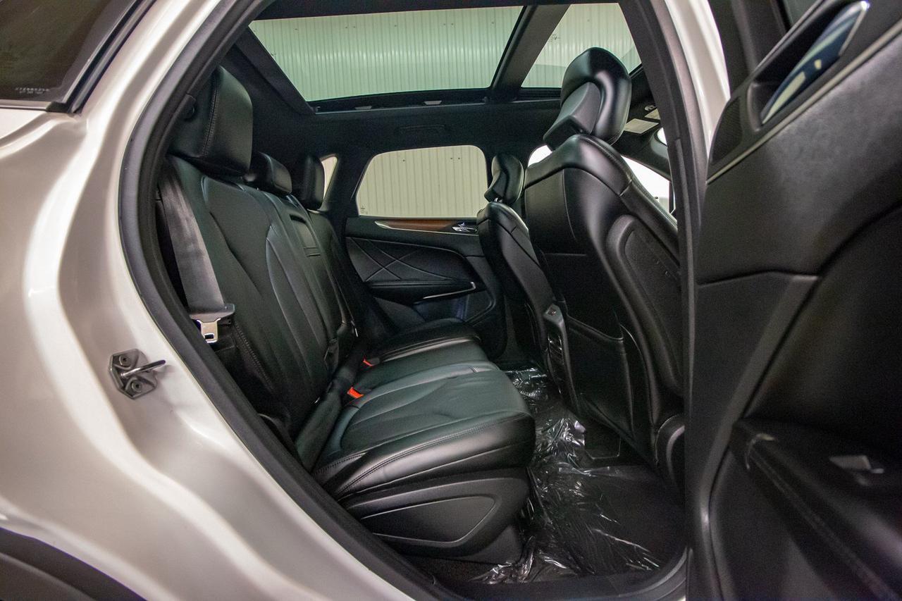2015 Lincoln MKC AWD Luxury Edition Leather Roof Nav Red Deer AB