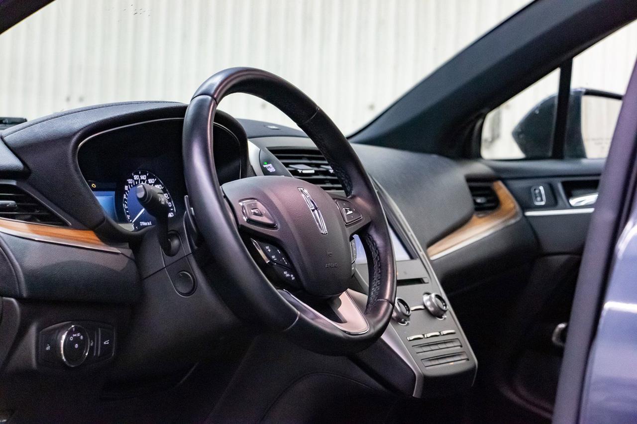 2015 Lincoln MKC AWD Luxury Edition Leather Roof Nav Red Deer AB