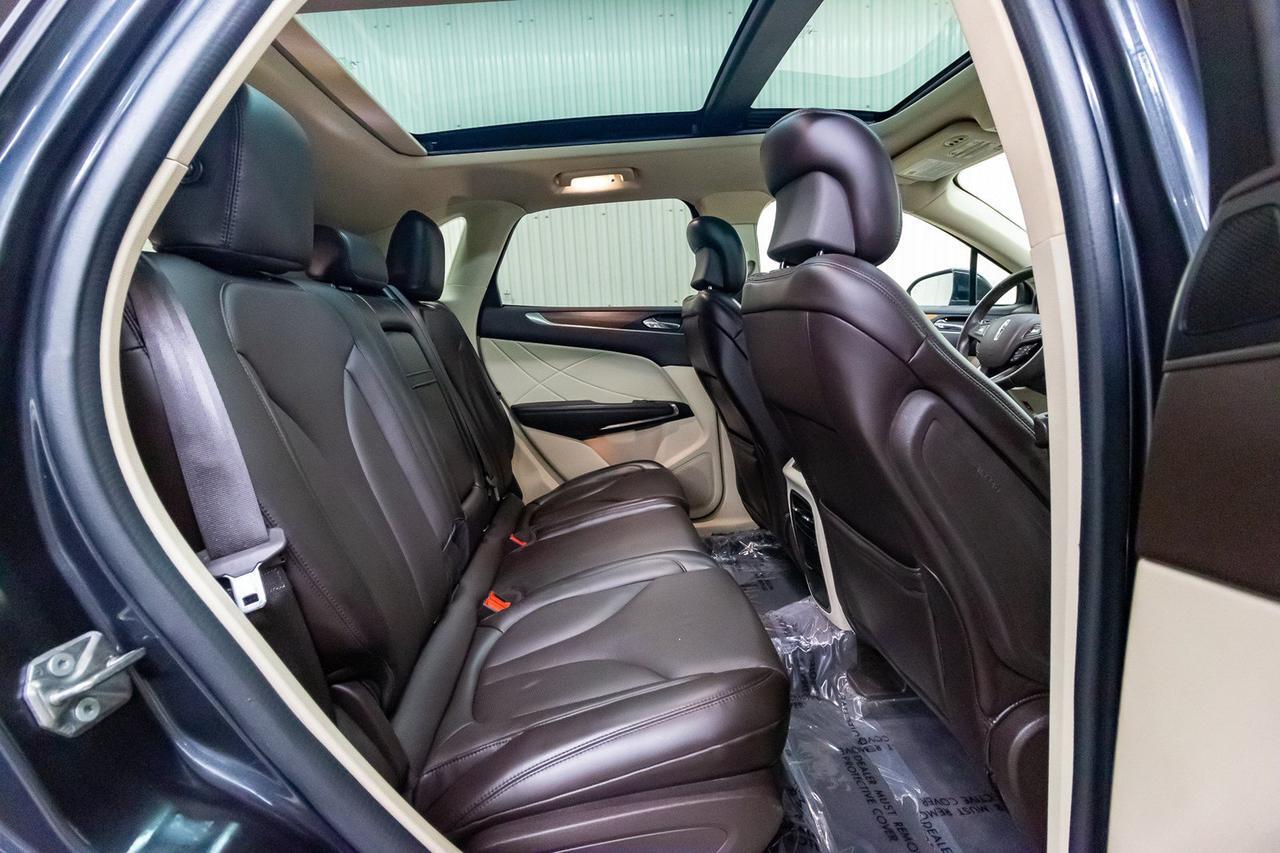 2015 Lincoln MKC AWD Luxury Edition Leather Roof Nav Red Deer AB