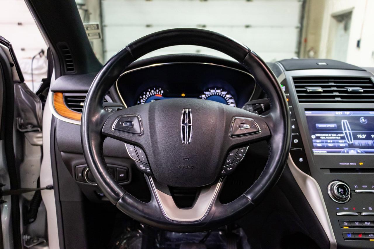 2015 Lincoln MKC AWD Luxury Edition Leather Roof Nav Red Deer AB