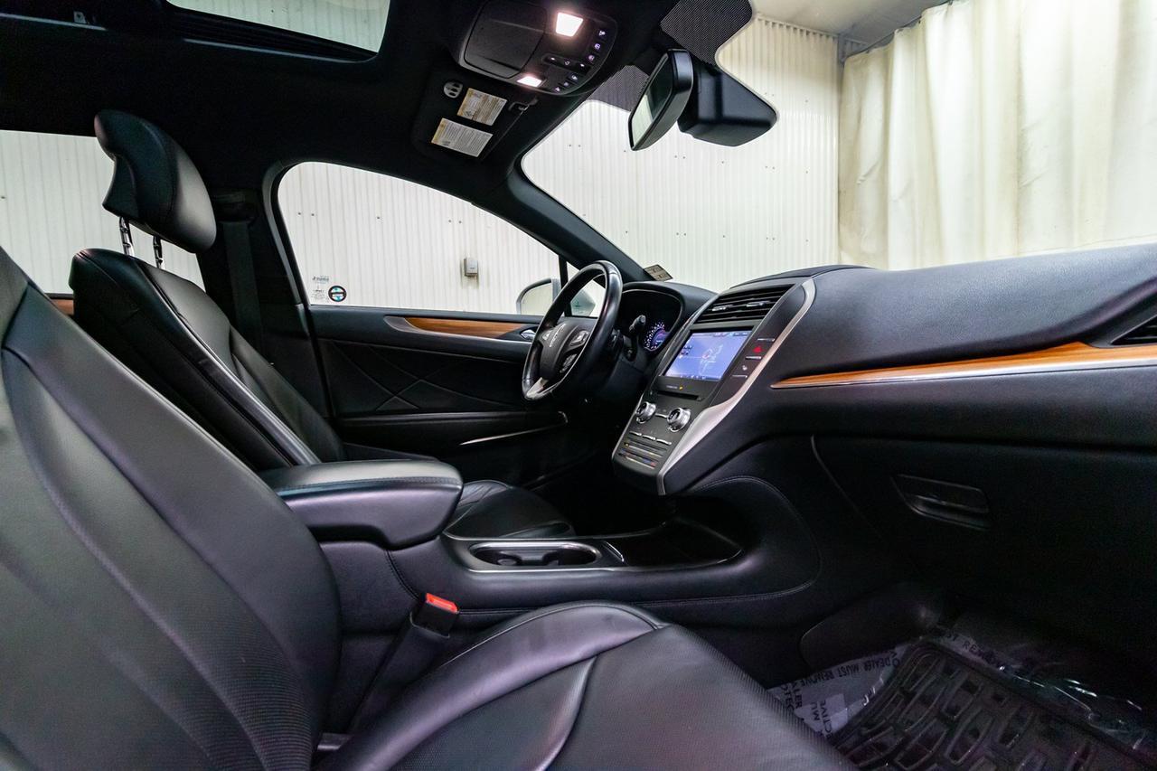 2015 Lincoln MKC AWD Luxury Edition Leather Roof Nav Red Deer AB