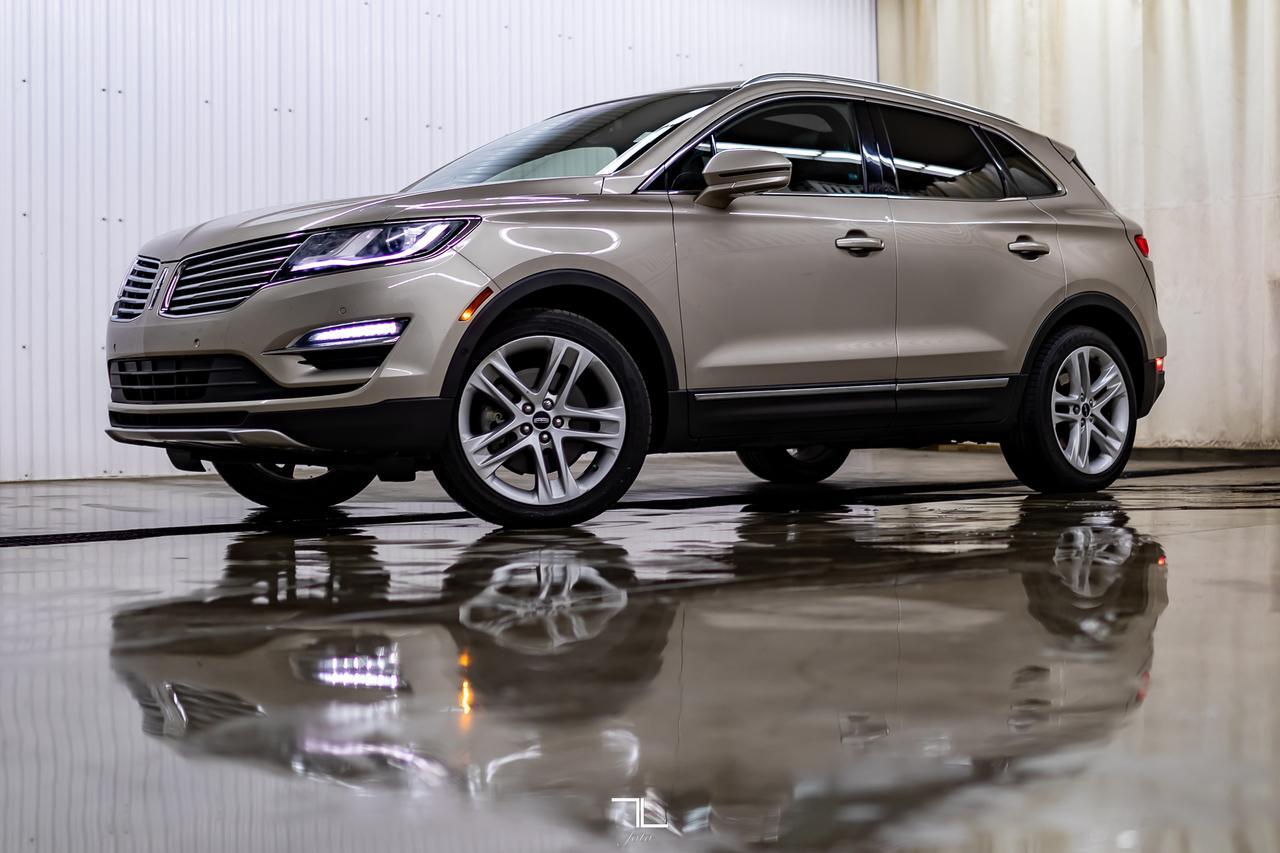 2015 Lincoln MKC AWD Luxury Leather Roof Nav BCam Red Deer AB