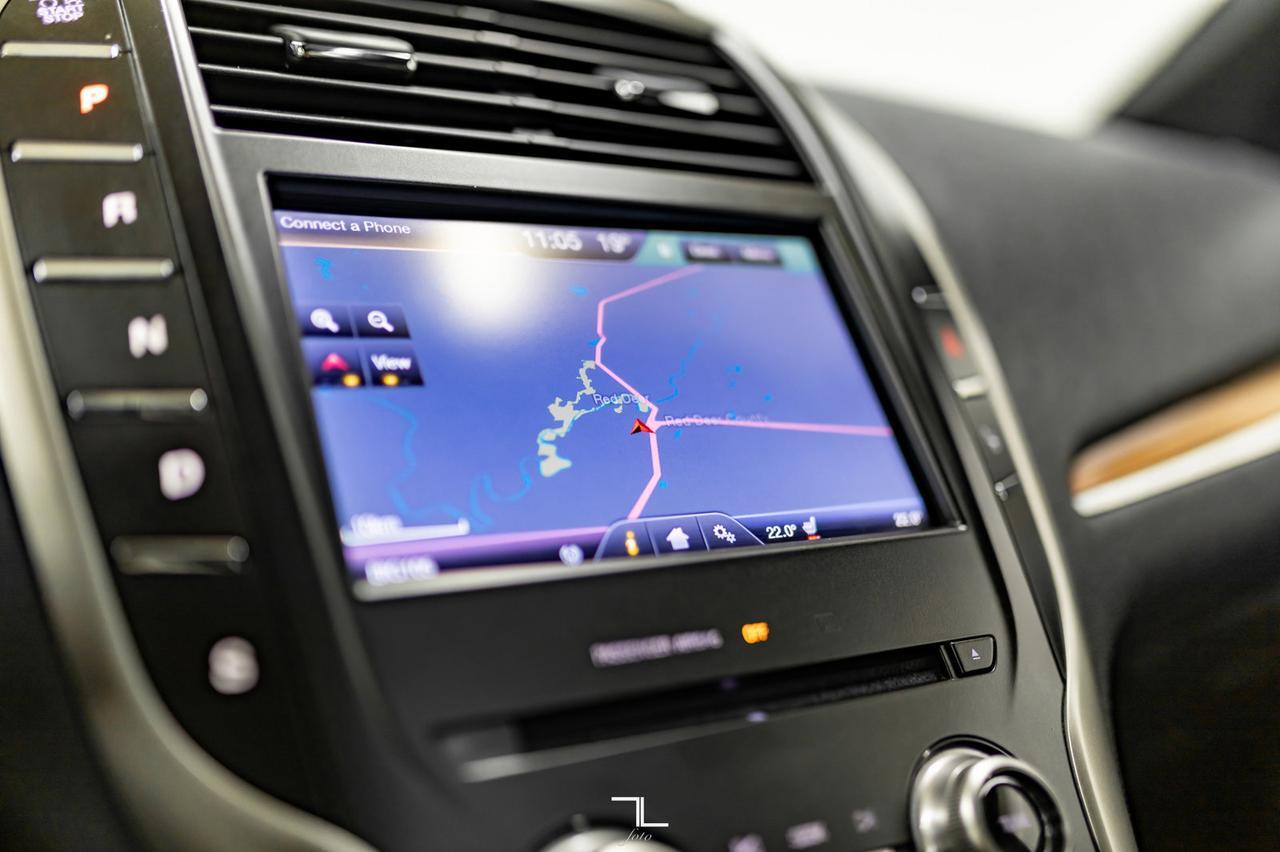 2015 Lincoln MKC AWD Luxury Leather Roof Nav BCam Red Deer AB