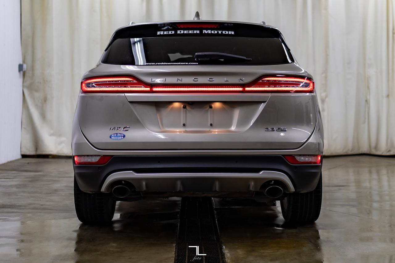 2015 Lincoln MKC AWD Luxury Leather Roof Nav BCam Red Deer AB