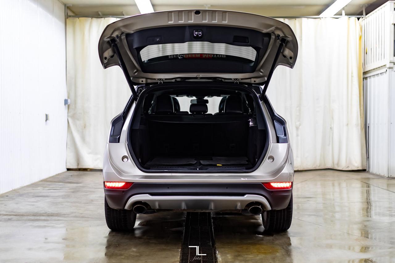 2015 Lincoln MKC AWD Luxury Leather Roof Nav BCam Red Deer AB