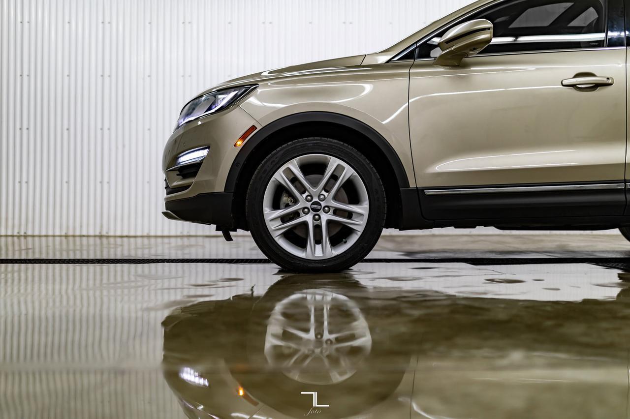 2015 Lincoln MKC AWD Luxury Leather Roof Nav BCam Red Deer AB