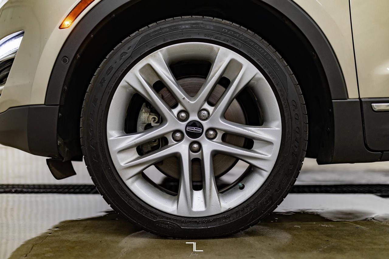 2015 Lincoln MKC AWD Luxury Leather Roof Nav BCam Red Deer AB