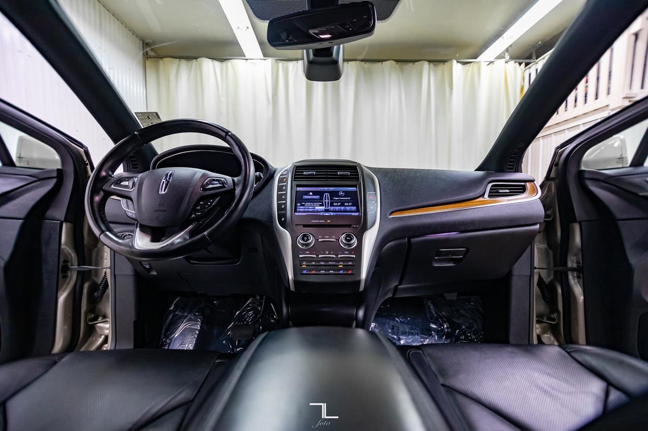 2015 Lincoln MKC AWD Luxury Leather Roof Nav BCam Red Deer AB