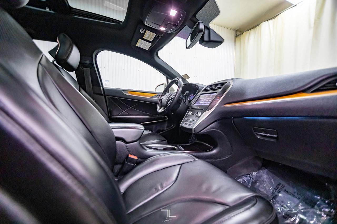 2015 Lincoln MKC AWD Luxury Leather Roof Nav BCam Red Deer AB