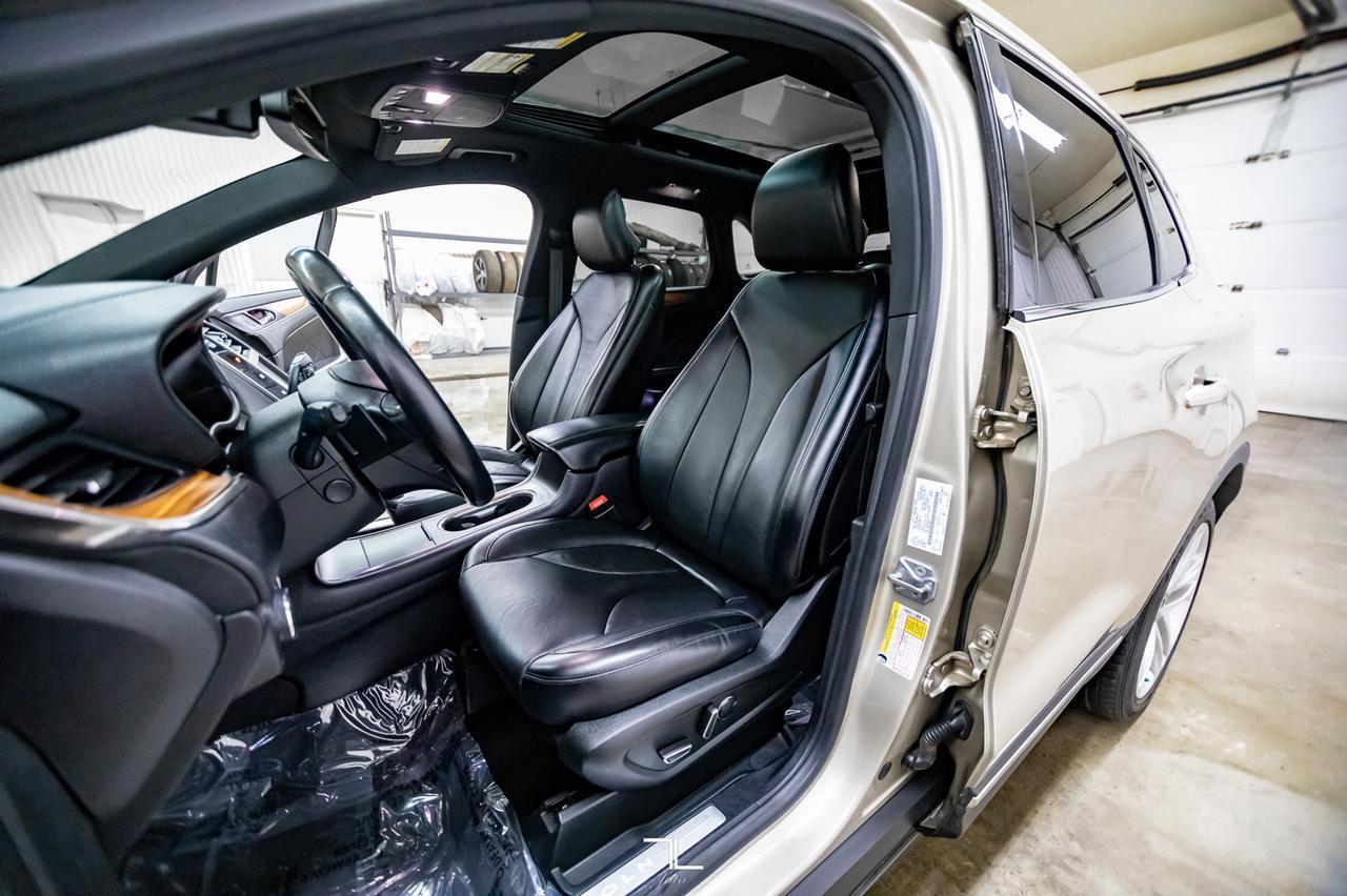 2015 Lincoln MKC AWD Luxury Leather Roof Nav BCam Red Deer AB