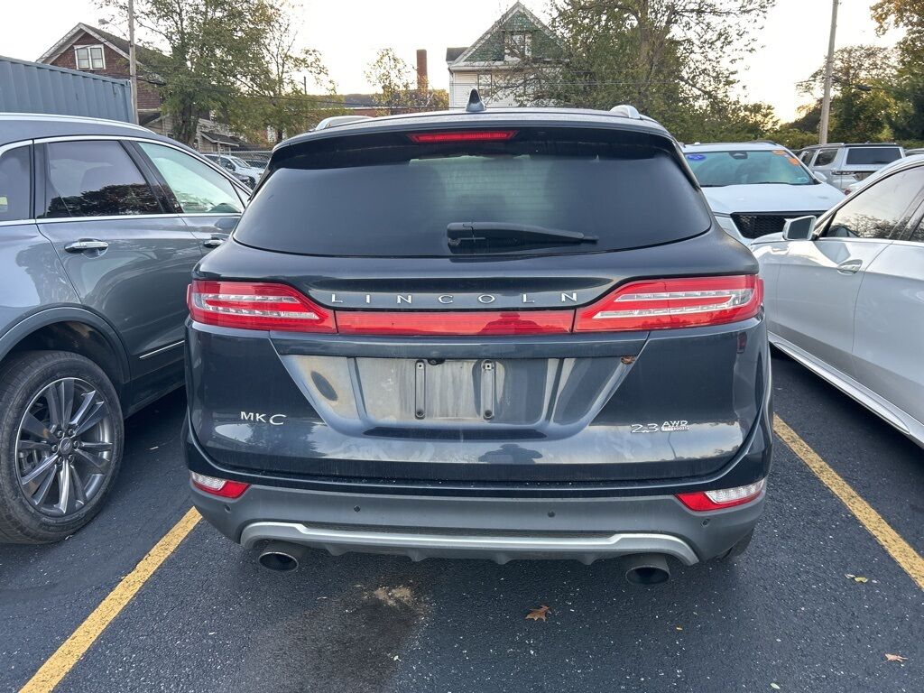 2015 Lincoln MKC Base Akron OH