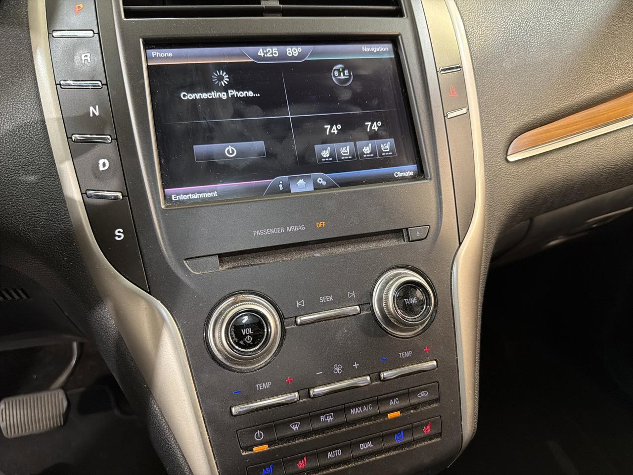 2015 Lincoln MKC Base San Antonio TX