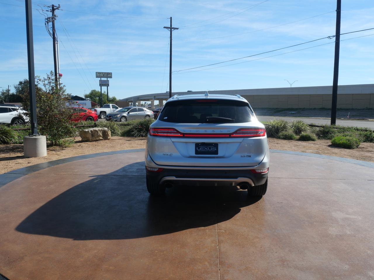 2015 Lincoln MKC Base