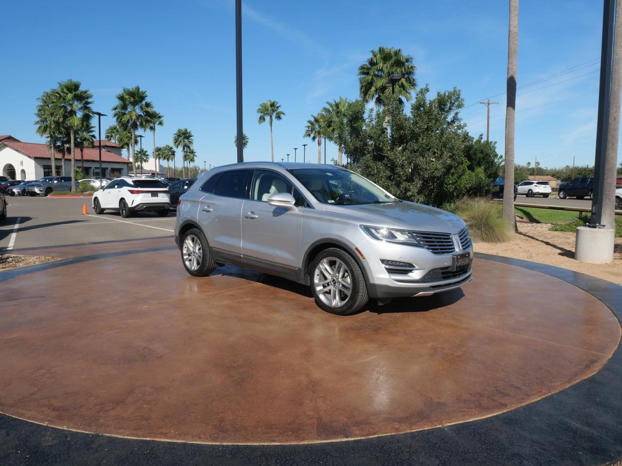 2015 Lincoln MKC Base