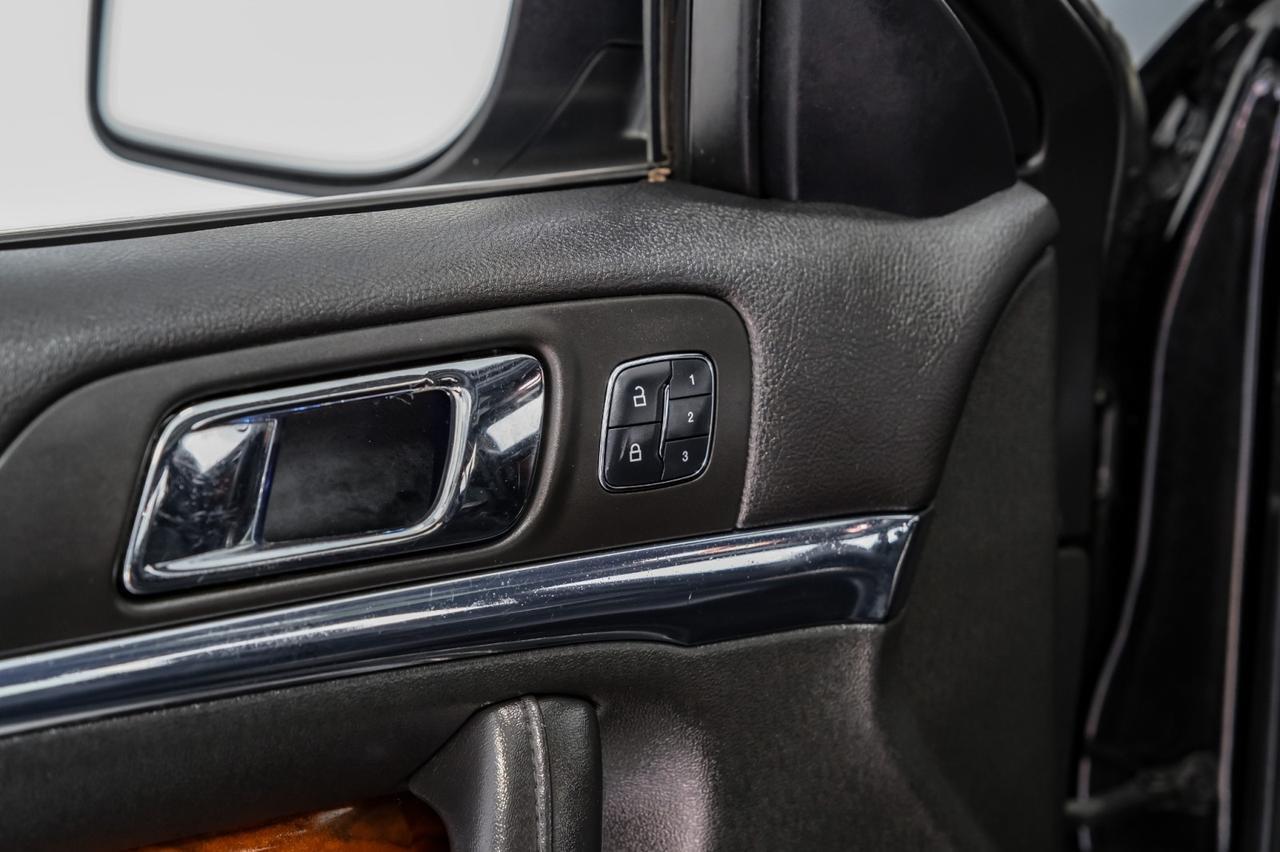 2015 Lincoln MKS BLIND SPOT ASSIST NAVIGATION PANORAMA LEATHER SEATS REAR CAMERA Carrollton TX