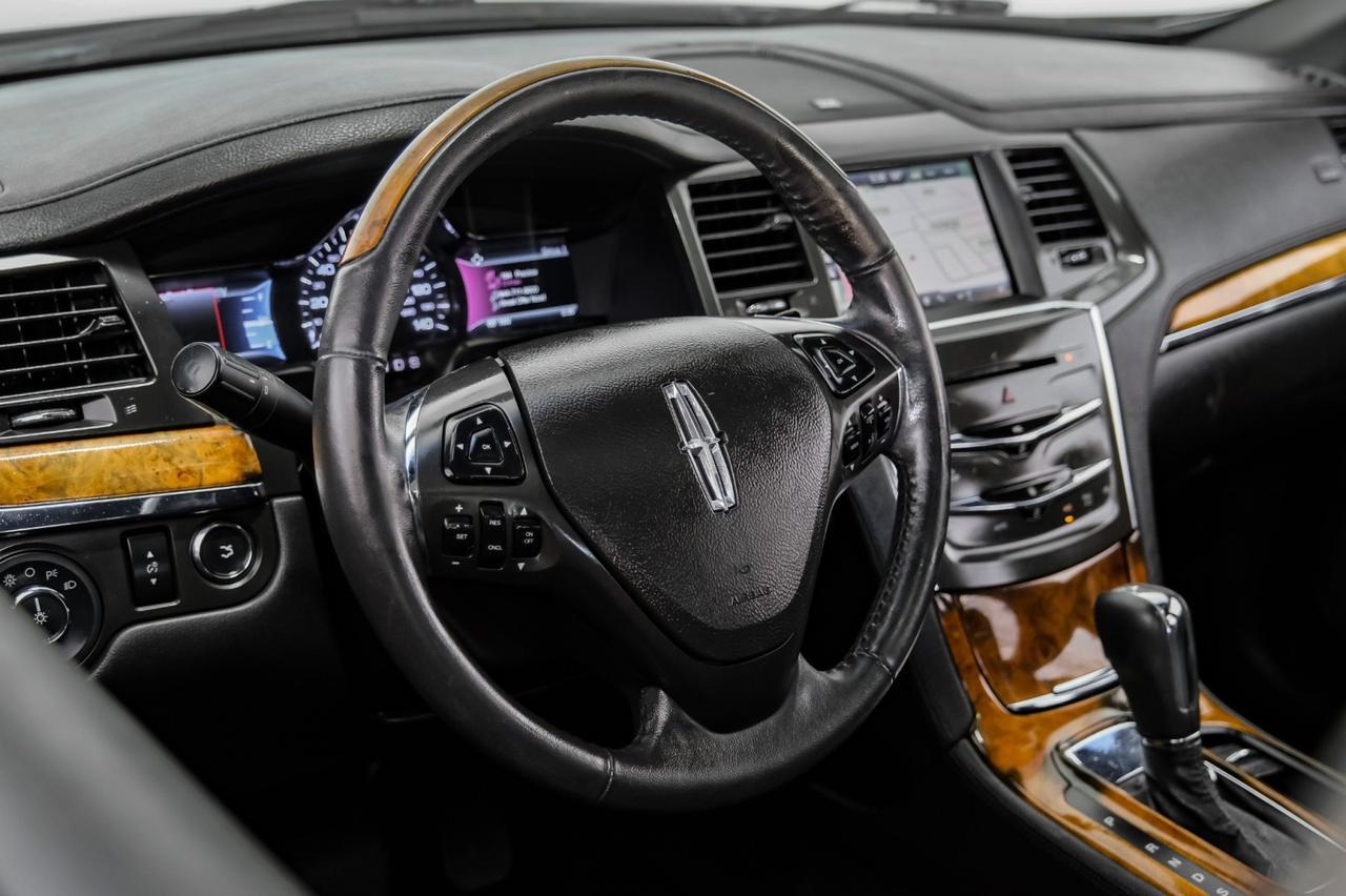 2015 Lincoln MKS BLIND SPOT ASSIST NAVIGATION PANORAMA LEATHER SEATS REAR CAMERA Carrollton TX