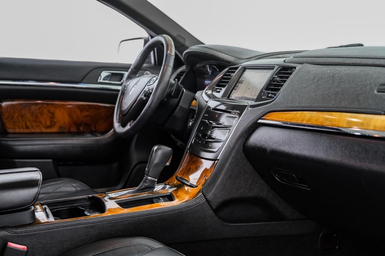 2015 Lincoln MKS BLIND SPOT ASSIST NAVIGATION PANORAMA LEATHER SEATS REAR CAMERA KEYLESS START Carrollton TX