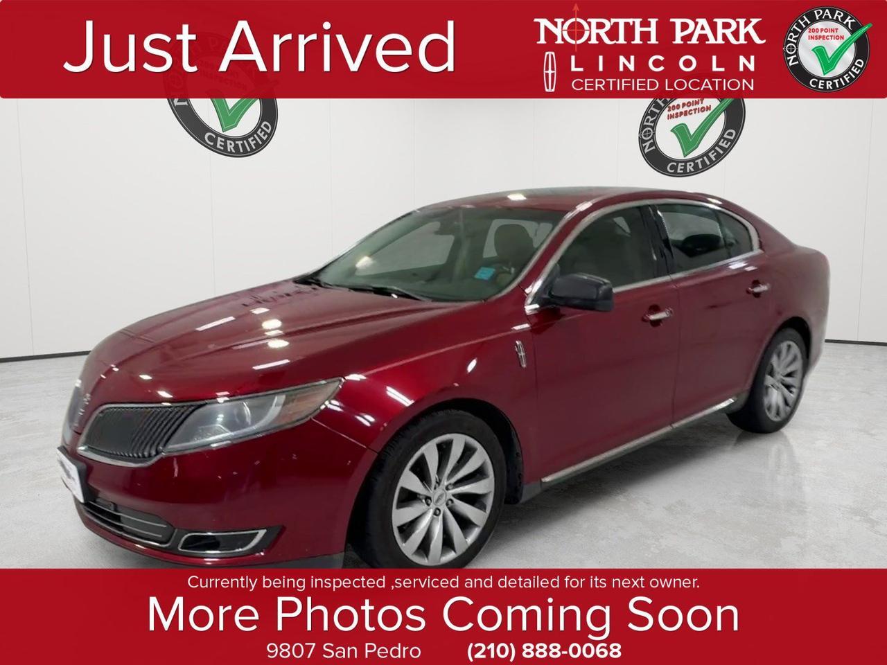 2015 Lincoln MKS Base