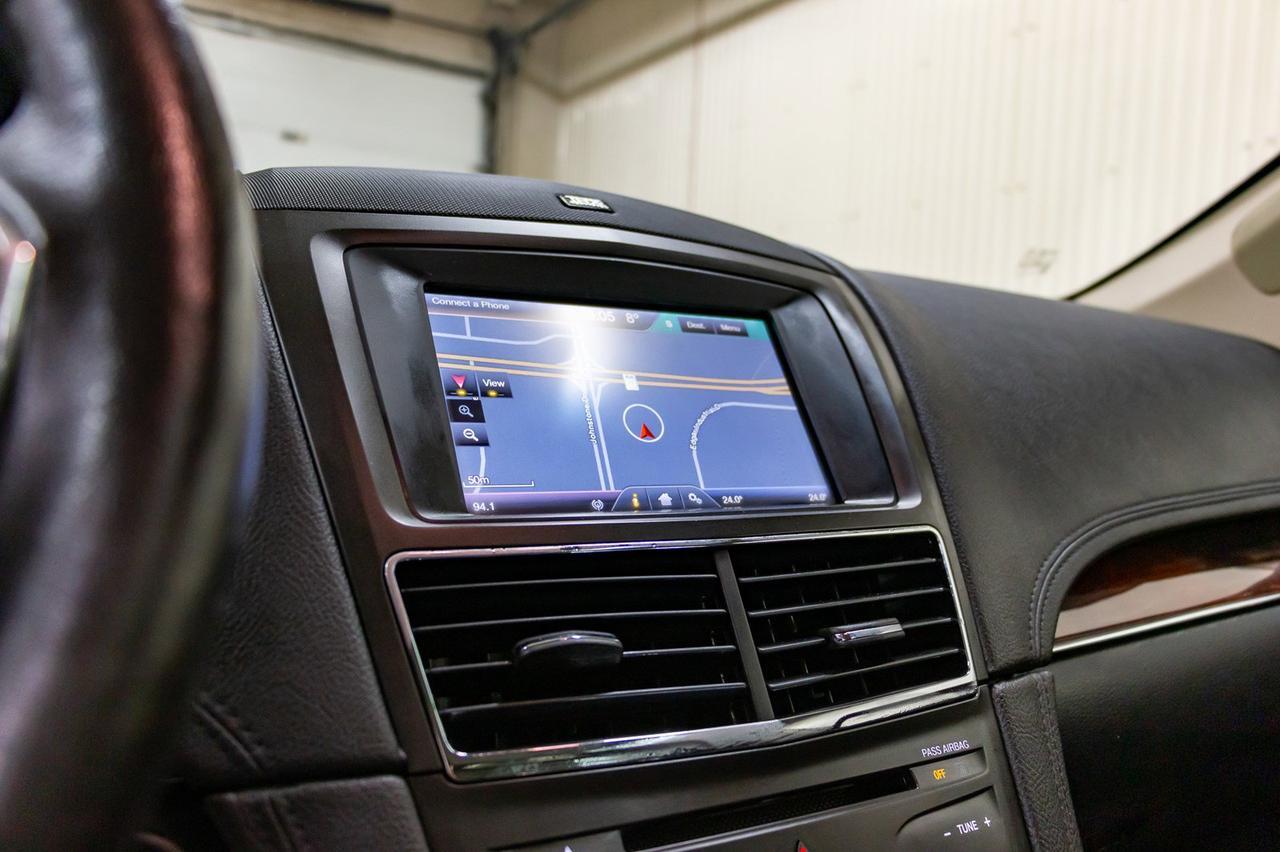 2015 Lincoln MKT AWD Luxury Edition Leather Roof Nav Red Deer AB