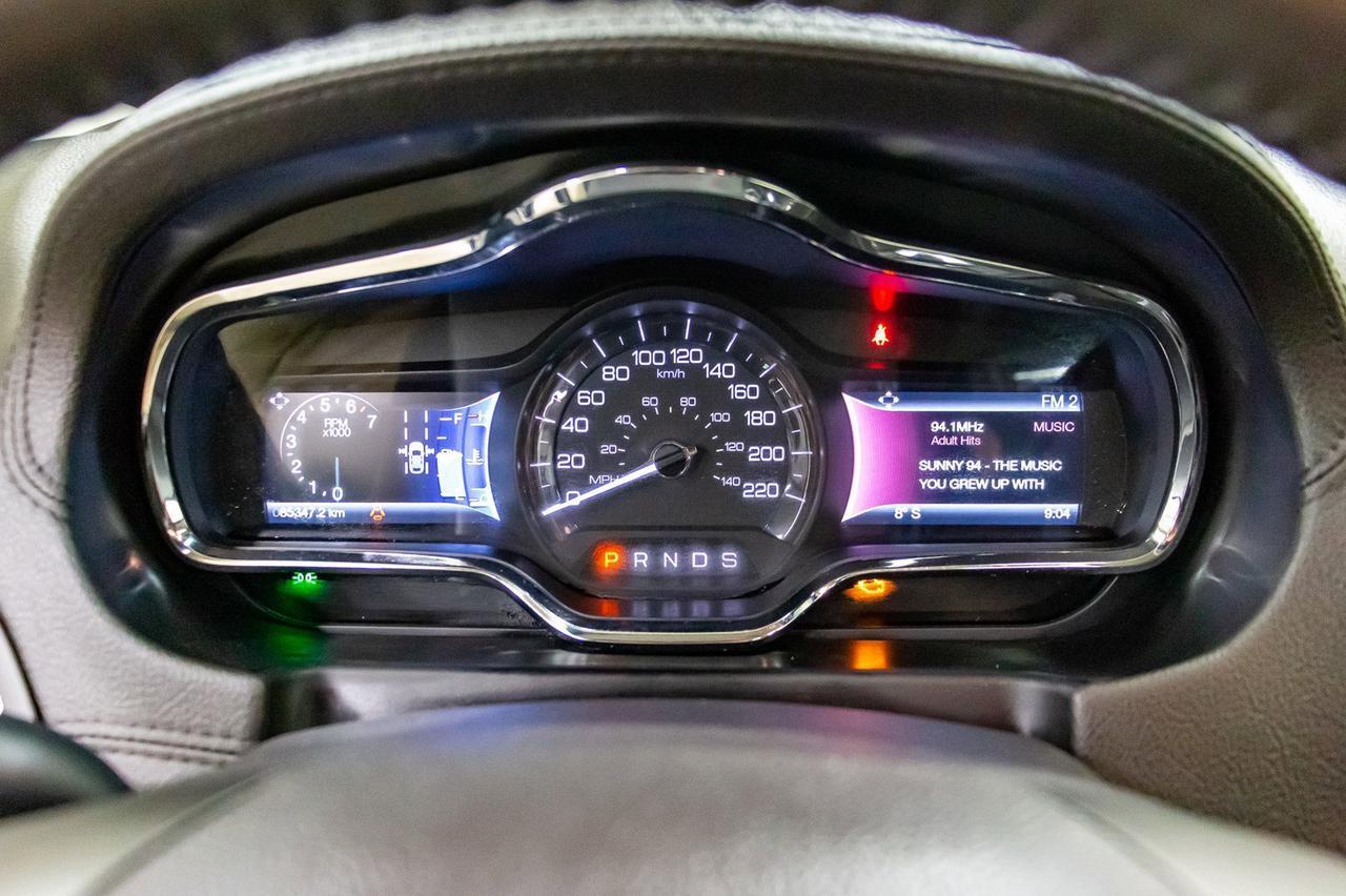 2015 Lincoln MKT AWD Luxury Edition Leather Roof Nav Red Deer AB