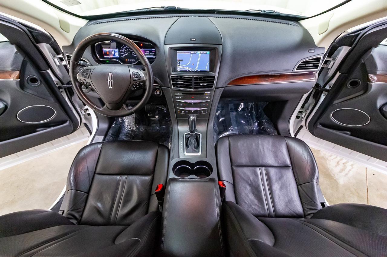 2015 Lincoln MKT AWD Luxury Edition Leather Roof Nav Red Deer AB