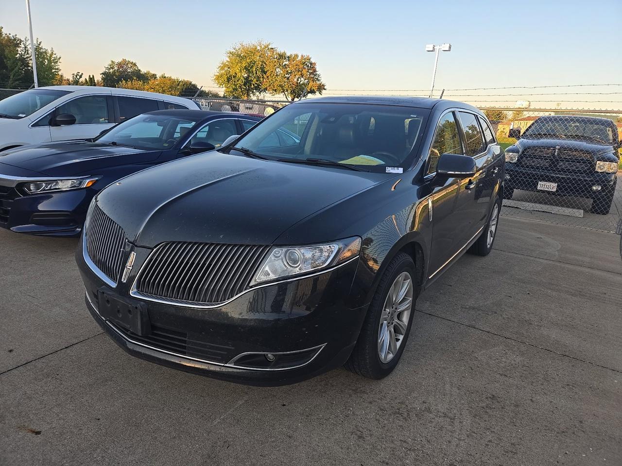 2015 Lincoln MKT Base West Burlington IA