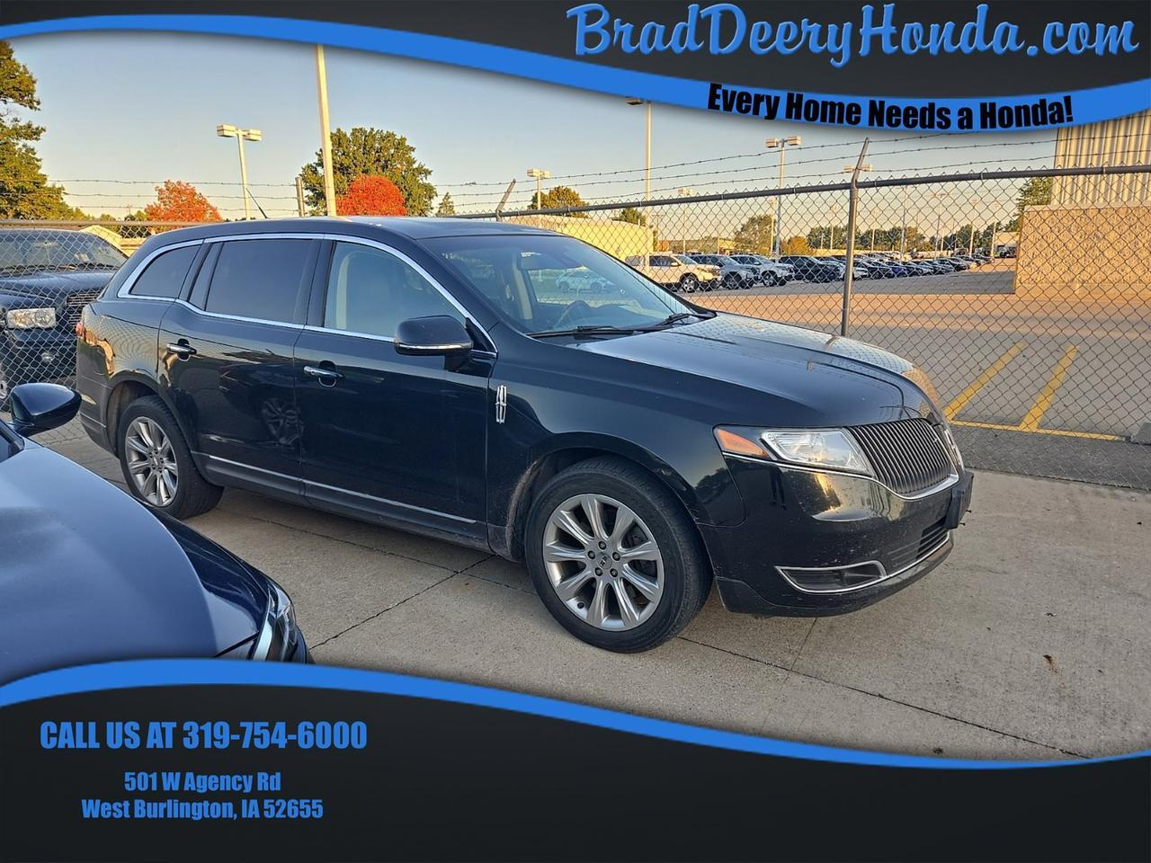 2015 Lincoln MKT Base