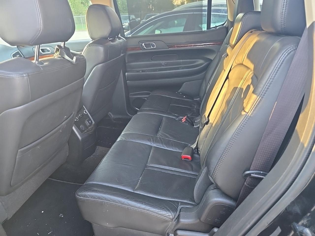 2015 Lincoln MKT Base West Burlington IA