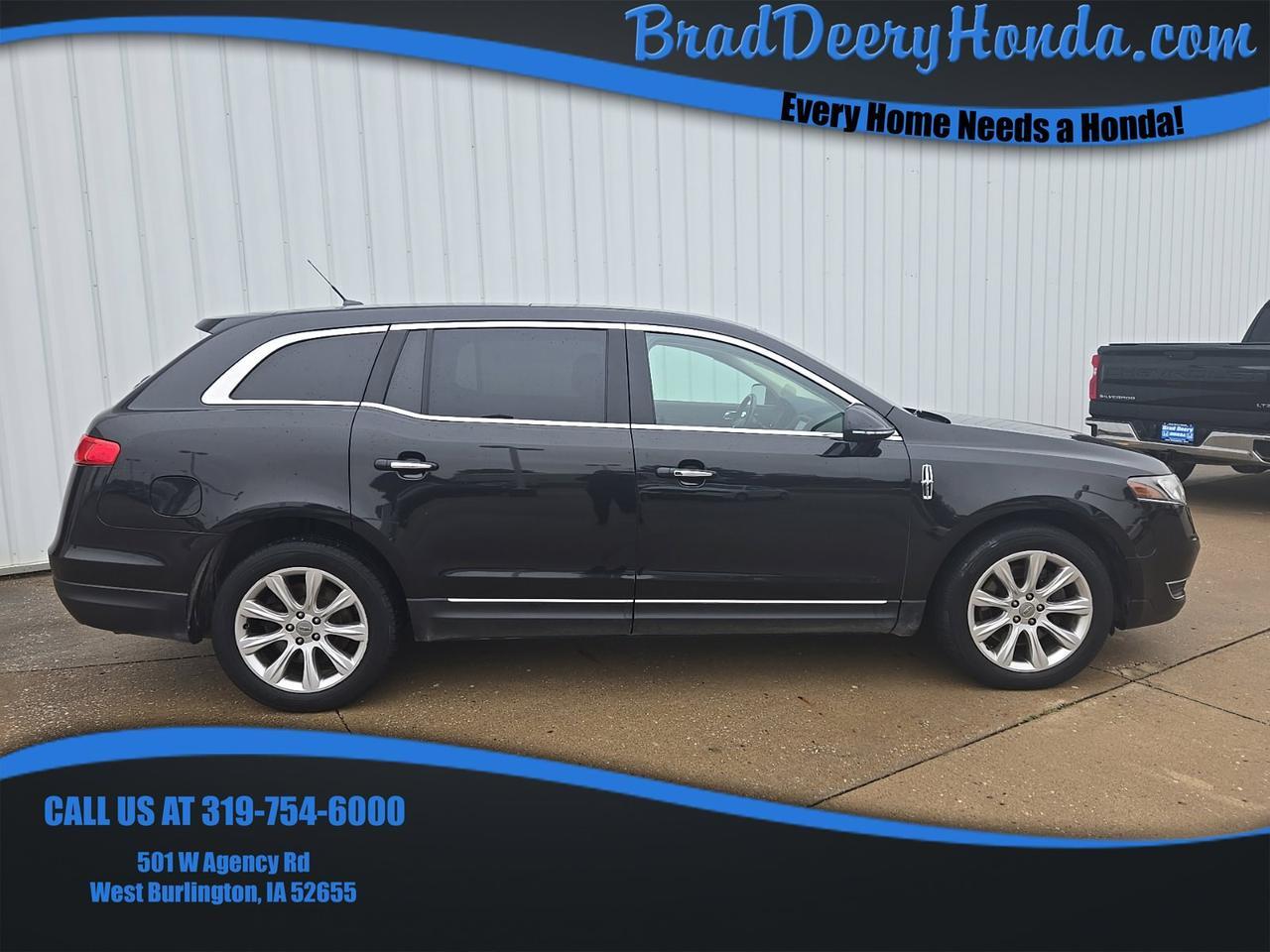 2015 Lincoln MKT Base