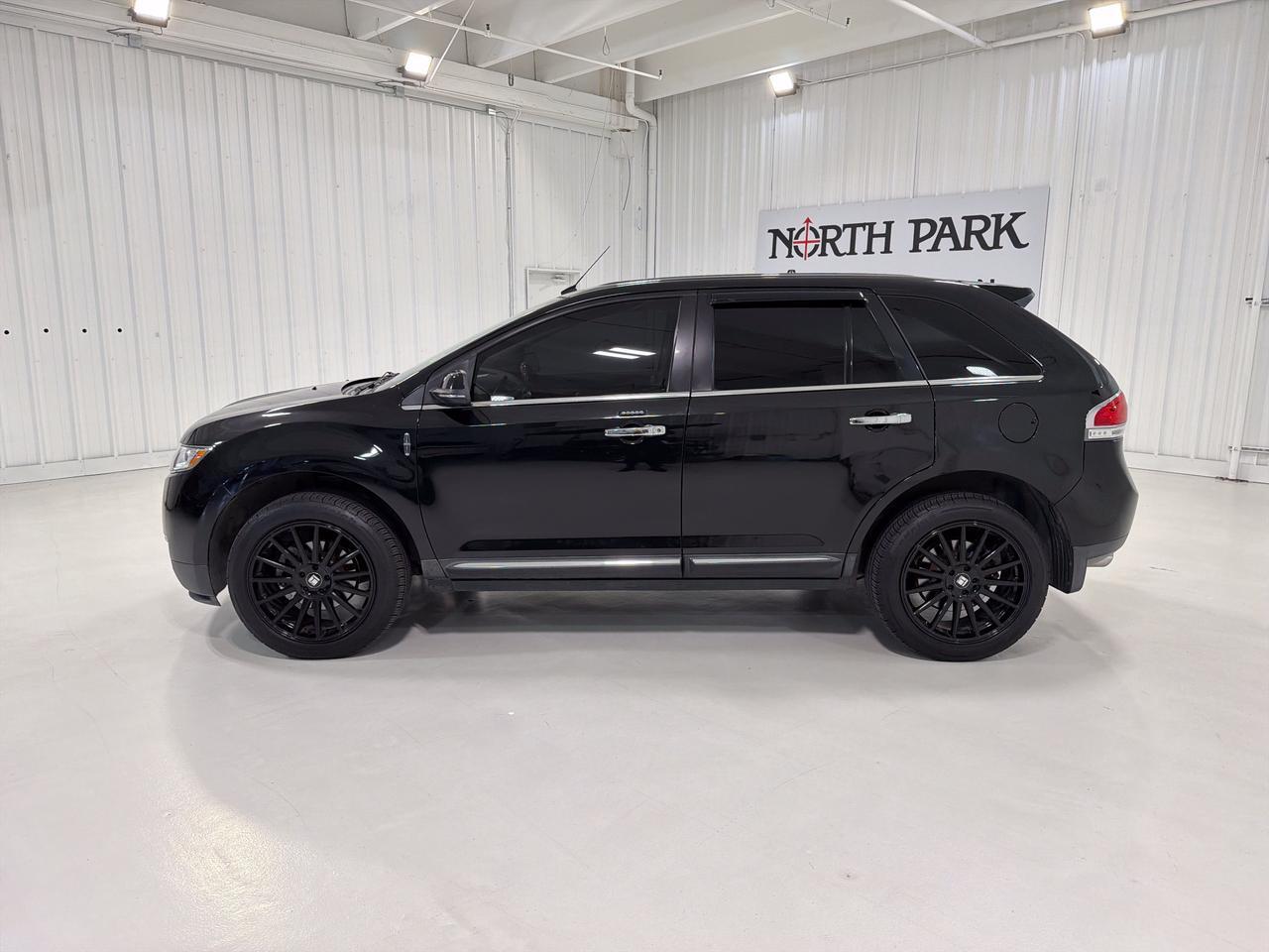 2015 Lincoln MKX Base