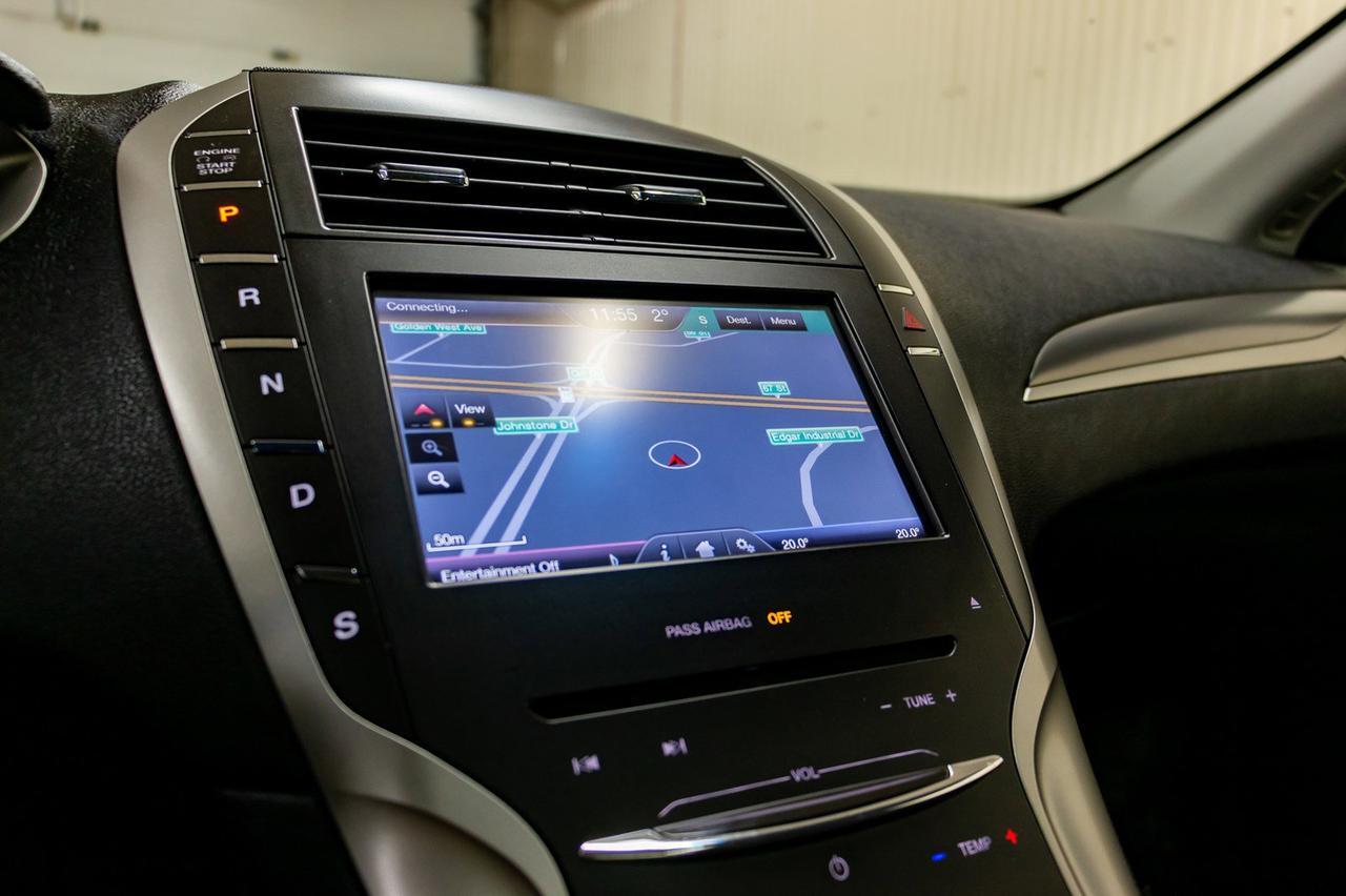 2015 Lincoln MKZ AWD Luxury Edition Leather Roof Nav Red Deer AB