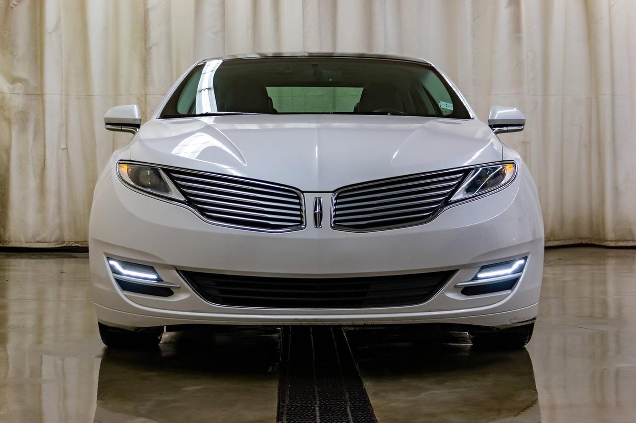 2015 Lincoln MKZ AWD Luxury Edition Leather Roof Nav Red Deer AB