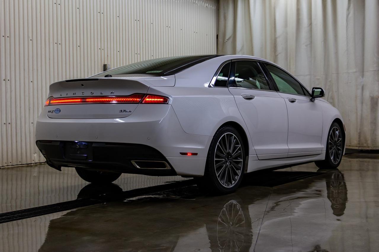 2015 Lincoln MKZ AWD Luxury Edition Leather Roof Nav Red Deer AB